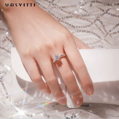 22.1mm 2.52g ডায়মন্ড বিবাহের রিং উৎসব Moissanite মহিলাদের ডায়মন্ড ব্যান্ড রিং